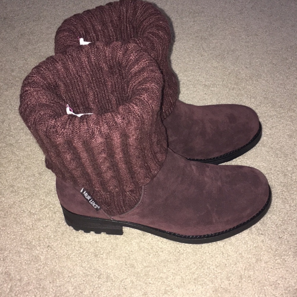 Brand new, women’s boots, size 8.